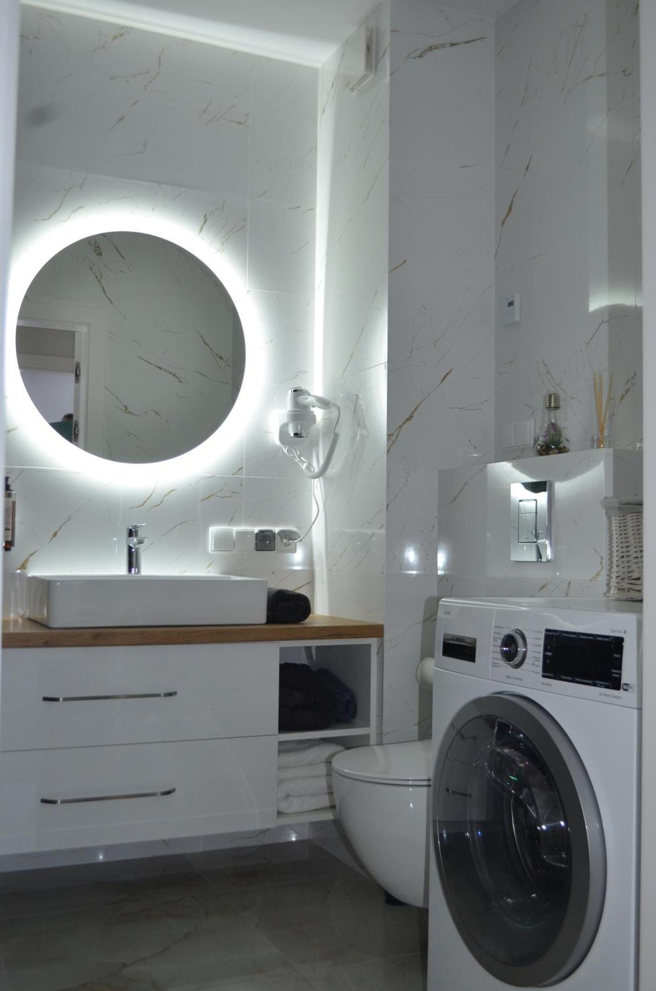 Apart City Break Apartament Швебоджице Екстериор снимка
